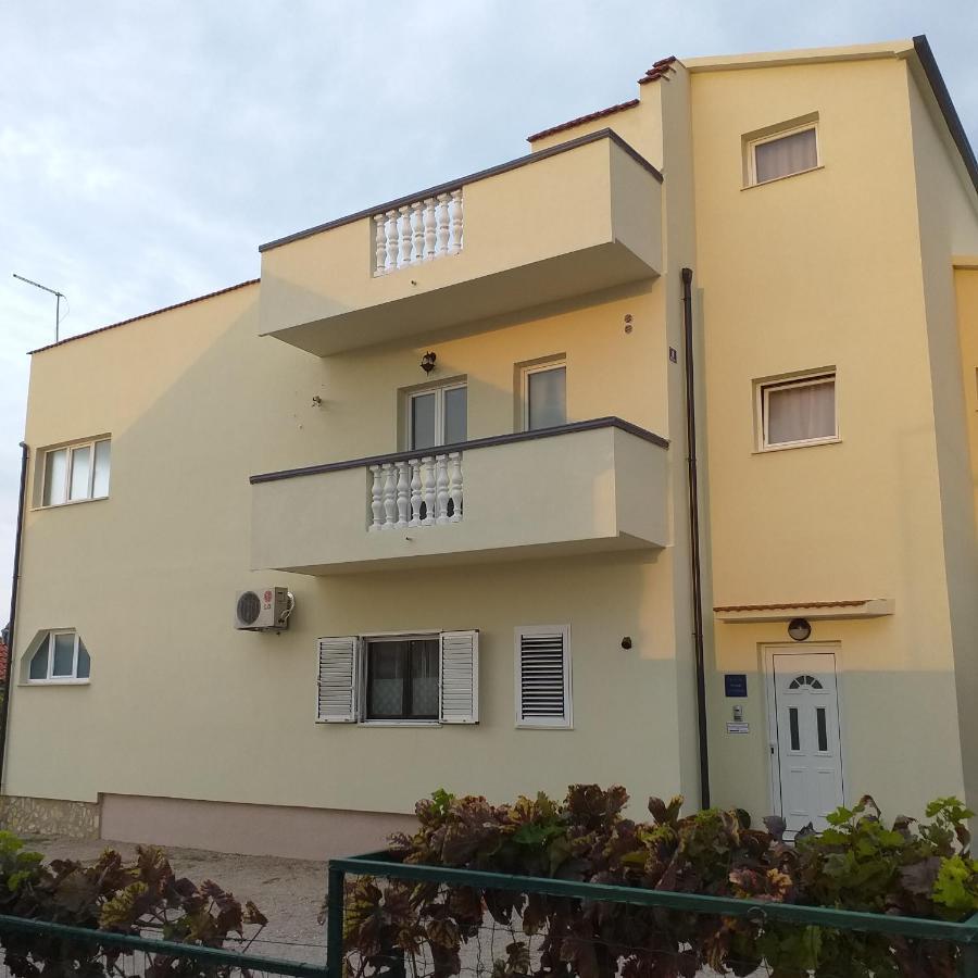 Apartments Mira Jadrtovac 외부 사진