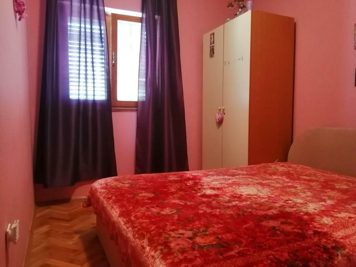 Apartments Mira Jadrtovac 외부 사진