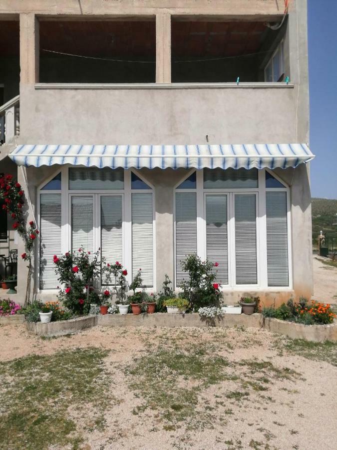 Apartments Mira Jadrtovac 외부 사진